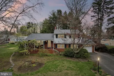 34 Allwood Dr, Lawrence Township, NJ 08648