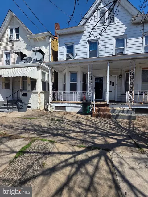 64 Washington St, Trenton, NJ 08611