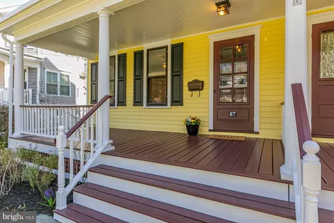 67 N Greenwood Ave, Hopewell, NJ 08525