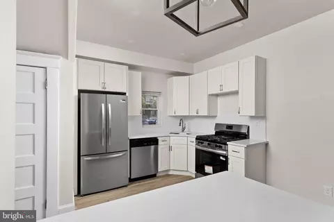 306 Berwyn Ave, Ewing, NJ 08618