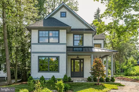 6 Evelyn Pl, Princeton, NJ 08540