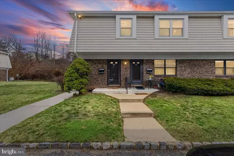 2116 Silver Ct, Hamilton, NJ 08690