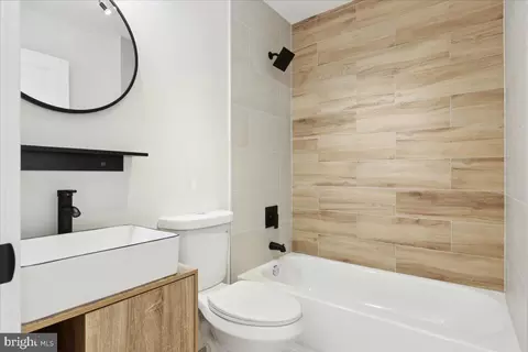 Bath - 288 Clamer Rd, Ewing, NJ 08628 photo 5 of 5