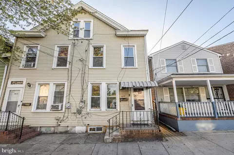 811 Anderson St, Trenton, NJ 08611