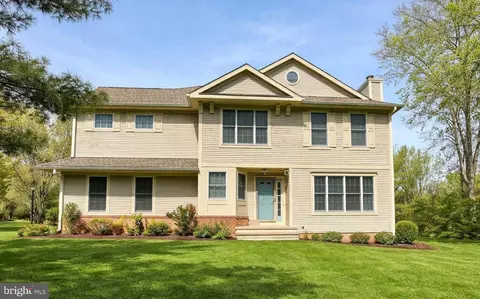 166 Neil Ct, Princeton, NJ 08540