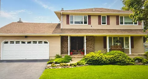 5 Ray Dwier Dr, Hamilton, NJ 08690