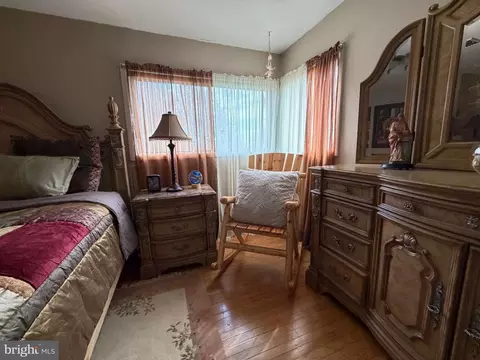Bedroom - 89 Upper Ferry Rd, Ewing, NJ 08628 photo 4 of 5