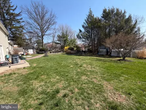 Exterior - 89 Upper Ferry Rd, Ewing, NJ 08628 photo 2 of 4