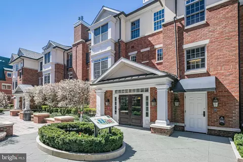 131 Victoria Mews, Princeton, NJ 08542