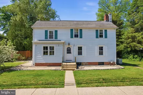 415 Village Rd E, Princeton Junction, NJ 08550