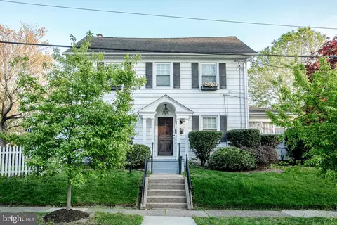 5 Eaton Ave, Hamilton, NJ 08619