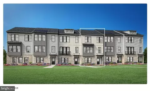 7 Pecan Ct #HOME 44, Princeton, NJ 08540