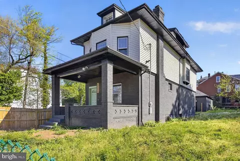 302 Bellevue Ave, Trenton, NJ 08618