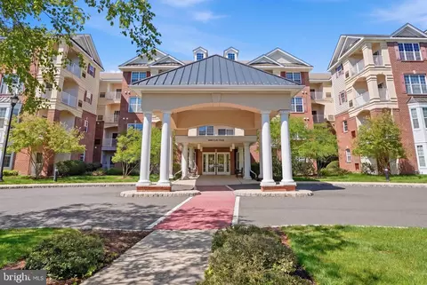 1301 Colts Cir #E1, Lawrenceville, NJ 08648