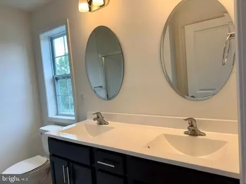 Bath - 10 Misty Meadow Ln, Hamilton, NJ 08619 photo 1 of 1