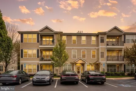 121 Kyle Way, Ewing, NJ 08628
