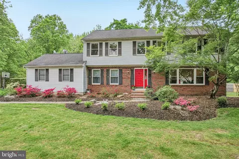 6 Indian Run Rd, Princeton Junction, NJ 08550
