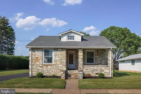 730 Pilgrim Ave, Lawrenceville, NJ 08648