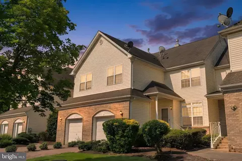9 Shelley Cir, East Windsor, NJ 08520