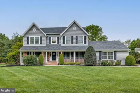 7 Hamton E, Robbinsville, NJ 08691