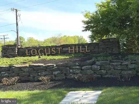 104 Rachel Ln, Hamilton, NJ 08691