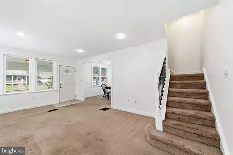 Living - 14 Van Duyn Dr, Ewing, NJ 08618 photo 3 of 3