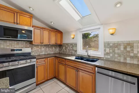Kitchen - 14 Van Duyn Dr, Ewing, NJ 08618 photo 4 of 4