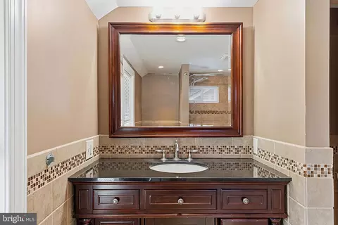 Bath - 14 Van Duyn Dr, Ewing, NJ 08618 photo 3 of 3