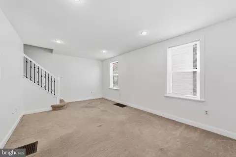 Living - 14 Van Duyn Dr, Ewing, NJ 08618 photo 1 of 3