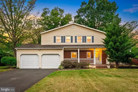 11 Wolfpack Rd, Hamilton, NJ 08619