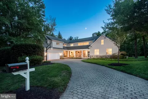23 Derwent Dr, Princeton, NJ 08540