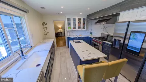 Kitchen - 9 Wolfpack Rd, Hamilton, NJ 08619 photo 3 of 3