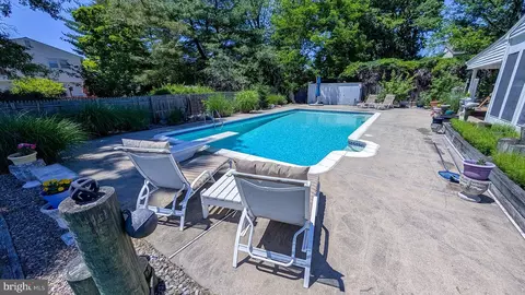 Exterior - 9 Wolfpack Rd, Hamilton, NJ 08619 photo 13 of 20