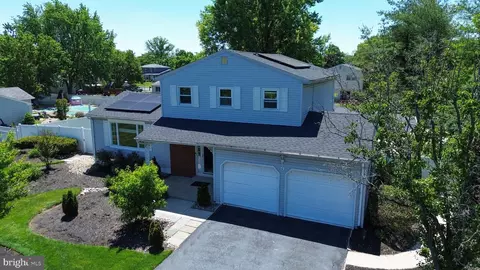 Exterior - 9 Wolfpack Rd, Hamilton, NJ 08619 photo 2 of 20