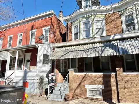 1038 Genesee St, Trenton, NJ 08610