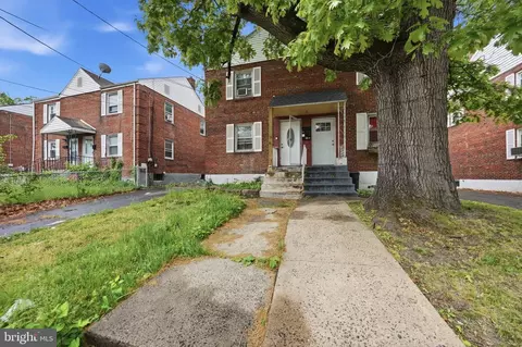 355 Oakland St #1F, Trenton, NJ 08618