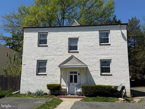 363 Concord Ave, Ewing, NJ 08618