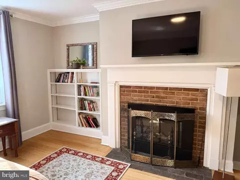 9 Palmer Sq W #G, Princeton, NJ 08542