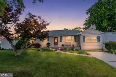 Exterior - 41 Endicott Rd, Hamilton, NJ 08690 photo 12 of 12