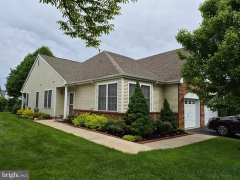 108 Josiah Ln, Hamilton, NJ 08691