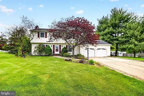 118 Bull Run Rd, Ewing, NJ 08638