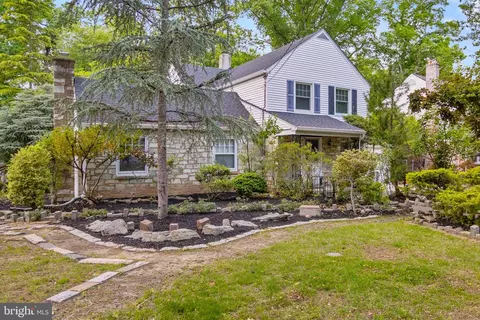 205 Cornwall Ave, Trenton, NJ 08618