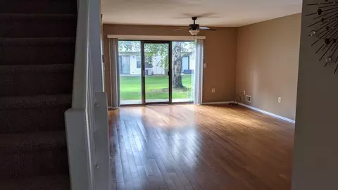 11 Latta Ct, Lawrenceville, NJ 08648