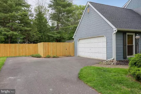 Exterior - 24 Riverview Dr, Ewing, NJ 08628 photo 6 of 6