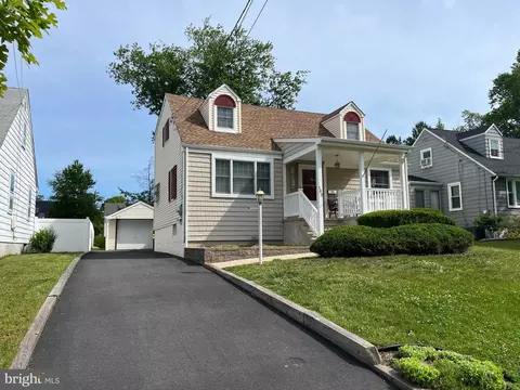 180 Elmore Ave, Hamilton, NJ 08619