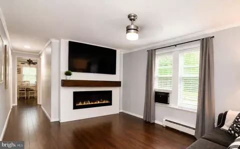 Entry Way - 101 Allison Ave, Ewing, NJ 08638 photo 1 of 2