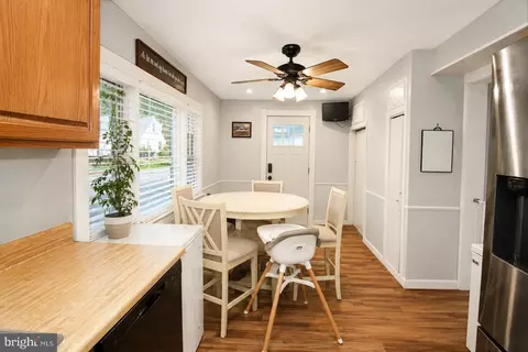 Entry Way - 101 Allison Ave, Ewing, NJ 08638 photo 2 of 2
