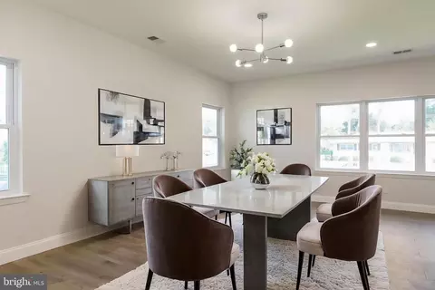 209 Parkinson Ave, Hamilton, NJ 08610