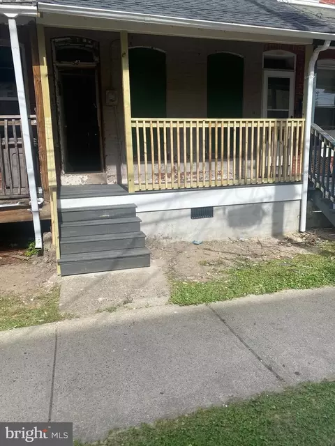 58 W End Ave, Trenton, NJ 08618