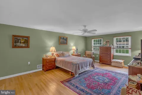 Bedroom - 23 Willis Dr, Ewing, NJ 08628 photo 3 of 6